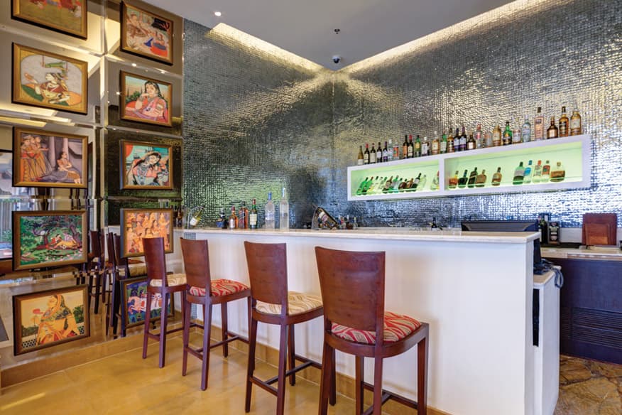 Liquid Lounge